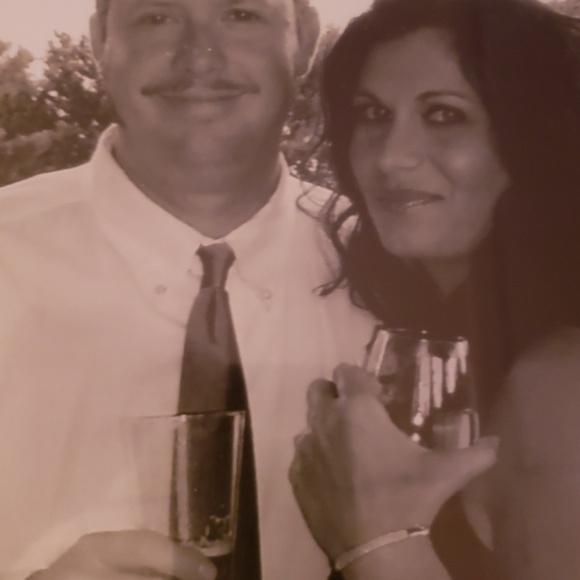 Meet your Posher, Julie - Picture 1 of 1